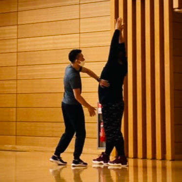 複合関節運動を中心とした筋（関節）を連動させトレーニング